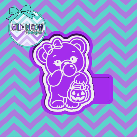 Bear blowing bubble Mold